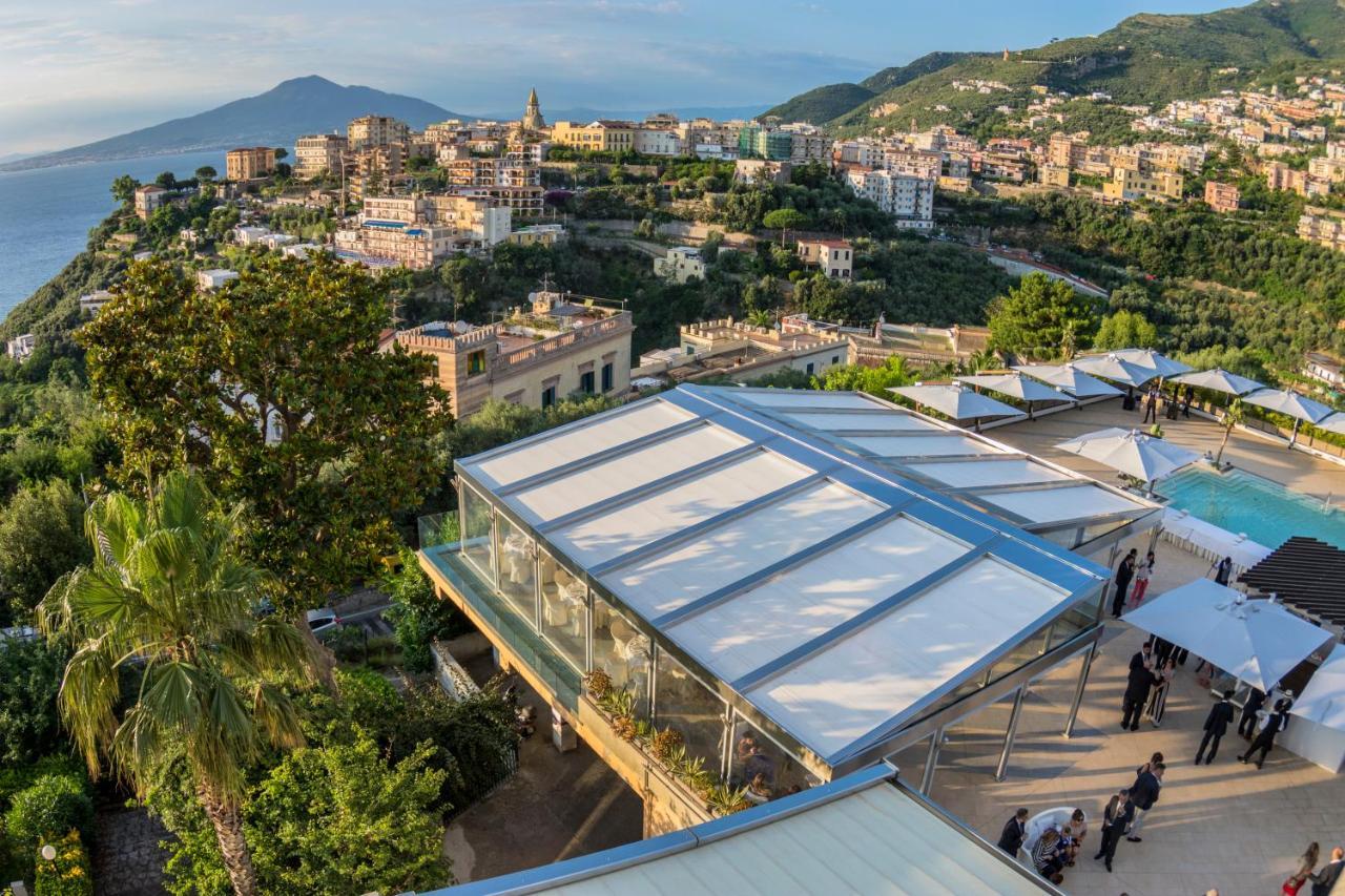 Grand Hotel Moon Valley Vico Equense Exterior photo