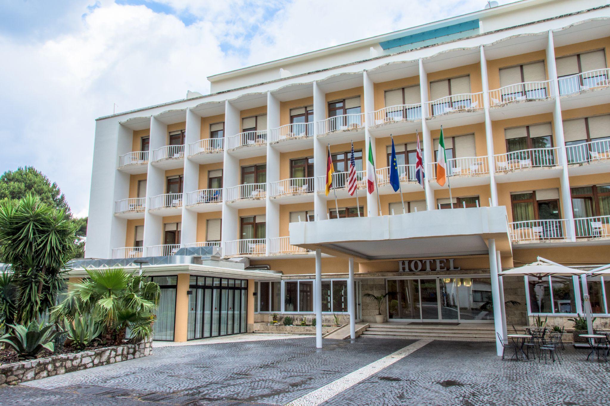 Grand Hotel Moon Valley Vico Equense Exterior photo